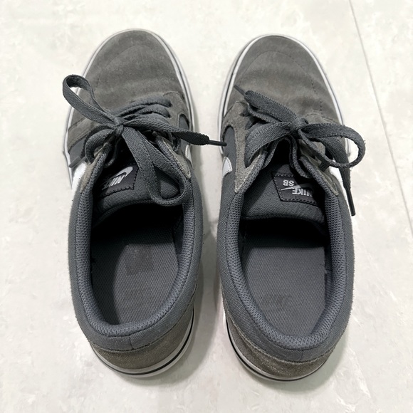 Nike Satire II - Picture 3 of 6